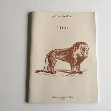 Le grand cahier Lion, couverture crème illustrée d'un lion