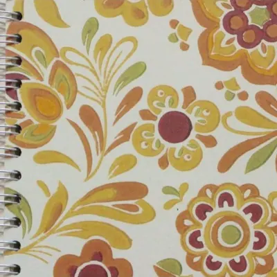 Le livre d'écriture Radeau, couverture à fleurs